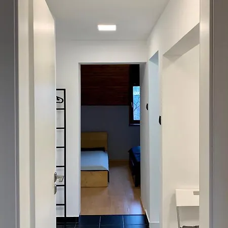 Vár-lak Apartamento