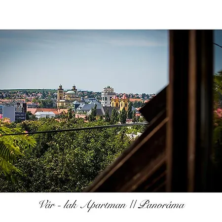 Var-lak Apartment *